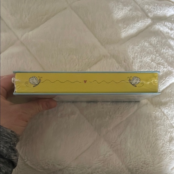 Friends 4-Ever Stationery Box - Picture 4 of 6